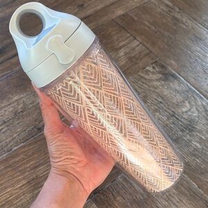 Tervis 24oz Double Insulated Water Bottle